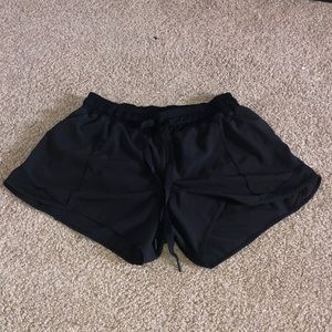 Lululemon Hotty Hot Short